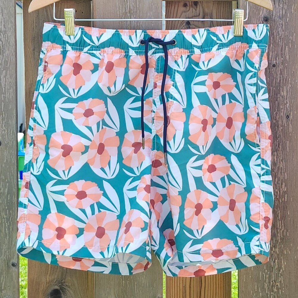 Coast Clothing Co Men's Swim Shorts Size Medium in Peach Poppy BNWT